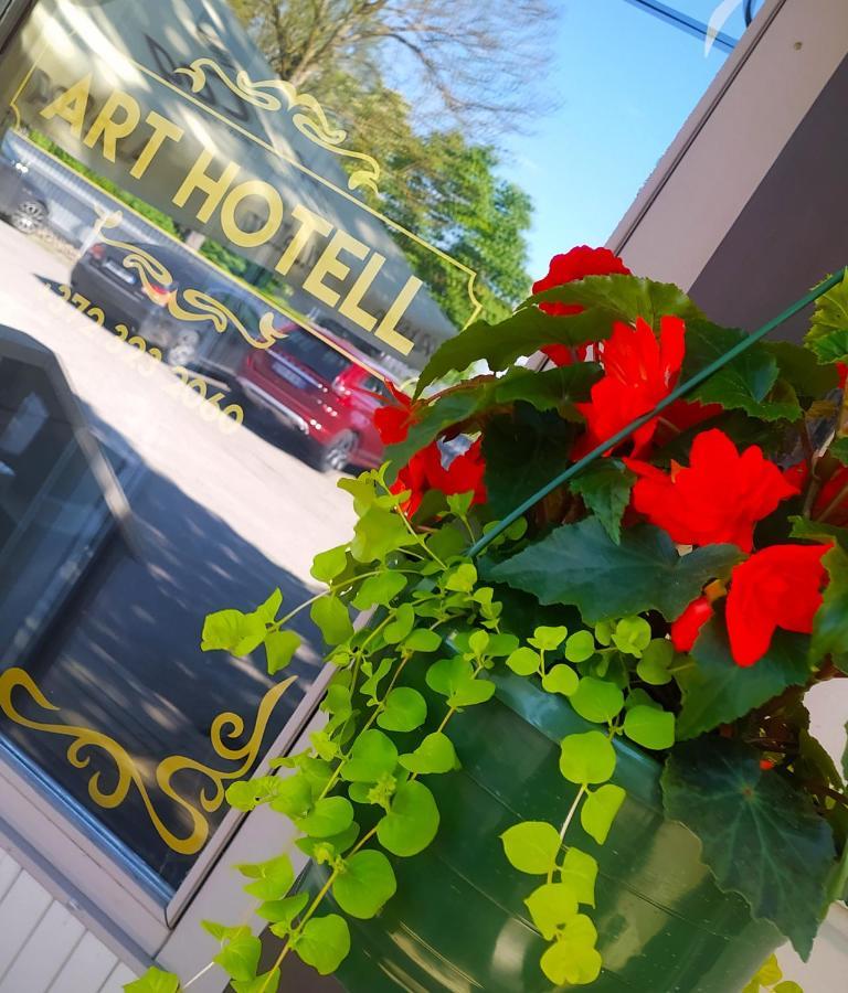 Art Hotell Rakvere Esterno foto